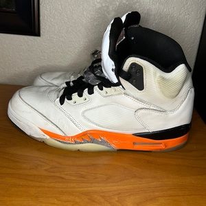 USED! Jordan 5 Retro "Sail/Orange Blaze/Metallic Silver" Men's Shoe